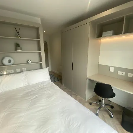 Cork Street Self Catering *